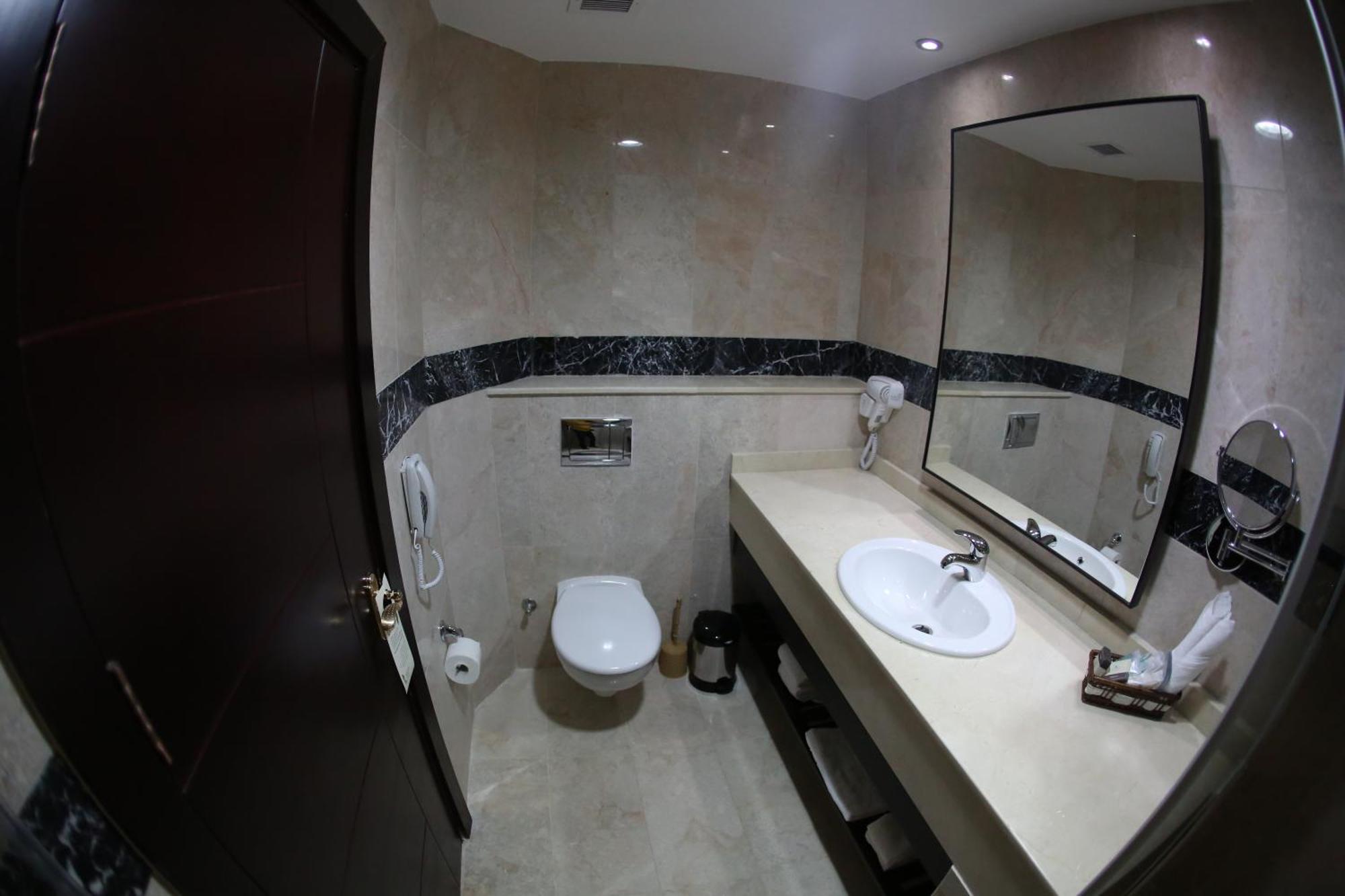 Palestine Plaza Hotel Rámalláh Szoba fotó